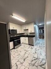 4908 W Erie St in Chicago, IL - Building Photo - Building Photo