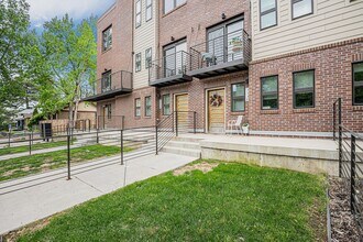 2856 Hazel Ct in Denver, CO - Building Photo - Building Photo