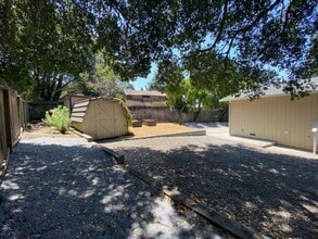 14 Grandview Ave in Petaluma, CA - Building Photo - Building Photo