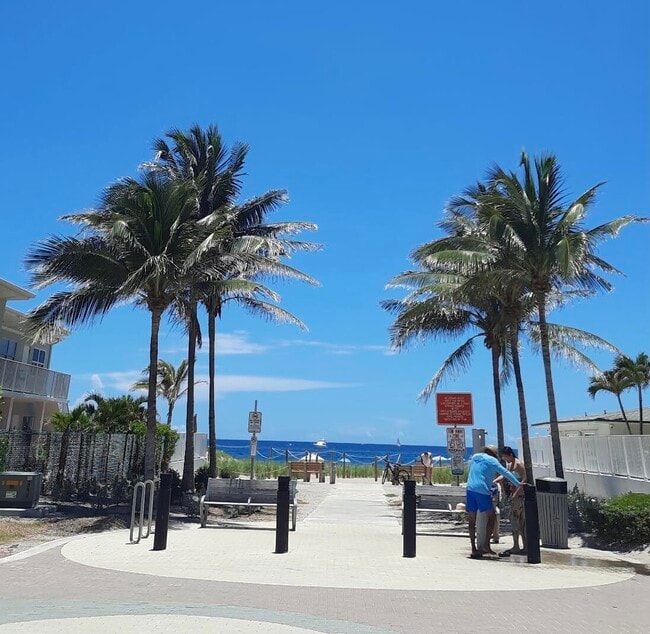 3208 SE 11th St in Pompano Beach, FL - Foto de edificio - Building Photo