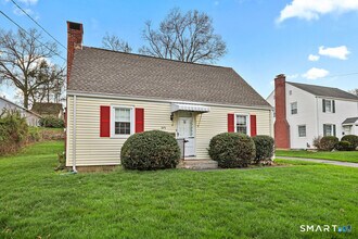 575 S Main St in West Hartford, CT - Building Photo - Building Photo