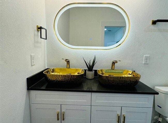 property at 1621 Wellington St