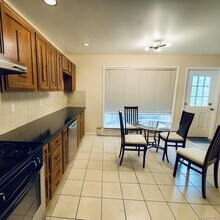 17 Henry Ave in Hicksville, NY - Building Photo - Building Photo