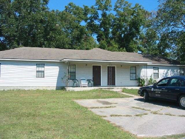 6114 Vinnie Dr in Valdosta, GA - Building Photo