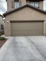 637 Monument Point St in Henderson, NV - Building Photo
