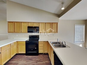 4038 E Encinas Ave in Gilbert, AZ - Building Photo - Building Photo