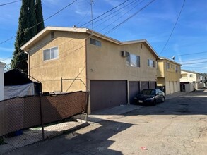 2825 Altura St in Los Angeles, CA - Building Photo - Building Photo