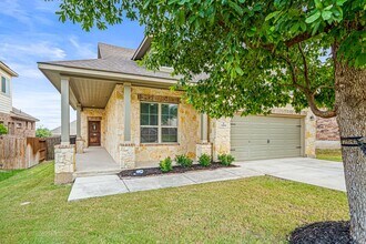 12014 Bailey Hills in San Antonio, TX - Building Photo - Building Photo