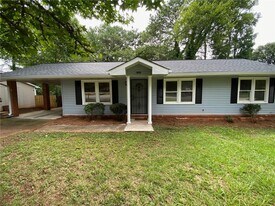 1485 Peachcrest Ct in Decatur, GA - Building Photo