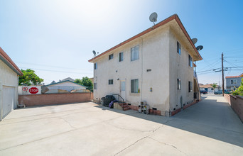 630 W 12th St in San Pedro, CA - Building Photo - Building Photo