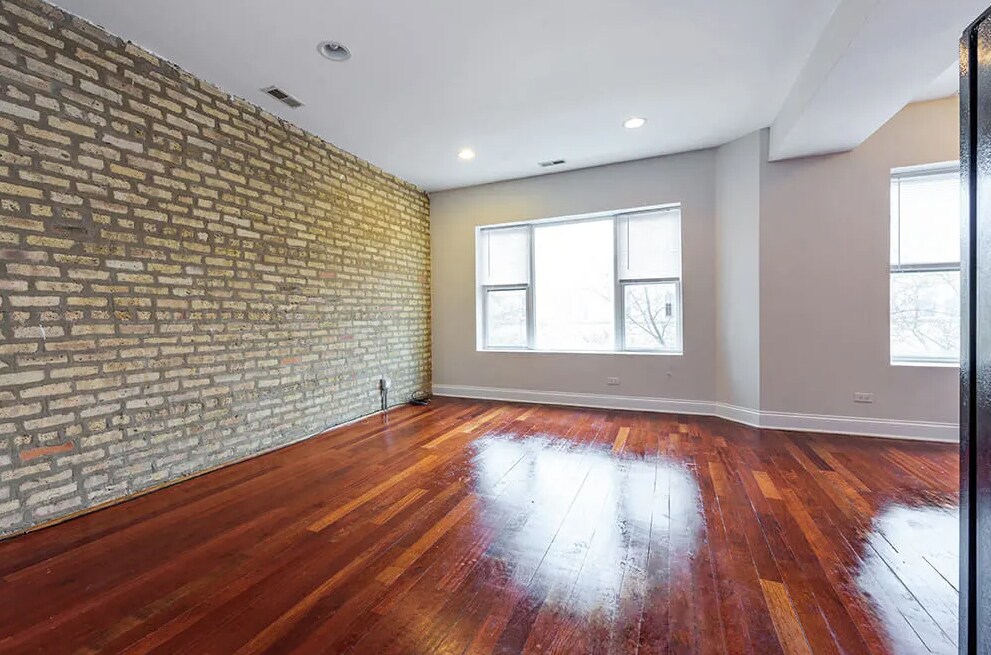 6506 N Claremont Ave in Chicago, IL - Building Photo