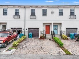 1167 SW 7th Ct in Florida City, FL - Building Photo