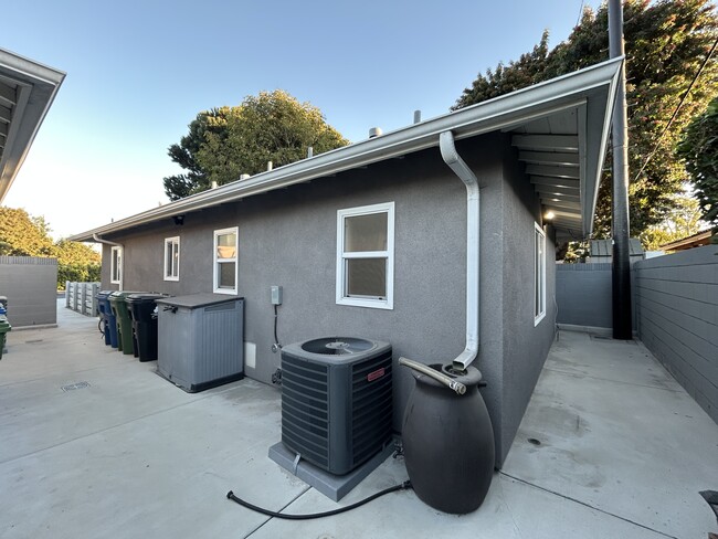 22309 Denker Ave in Torrance, CA - Foto de edificio - Building Photo