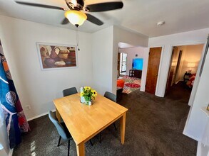 758 Wilbud Dr, Unit Apartment 2 in Cincinnati, OH - Building Photo - Building Photo