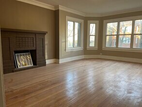6322 N Francisco Ave in Chicago, IL - Building Photo - Building Photo