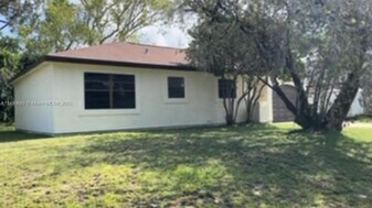 410 Fernandina St NW