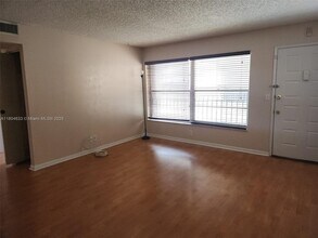 3766 N University Dr in Coral Springs, FL - Building Photo - Building Photo