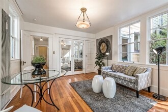 122 Hermann St, Unit 122 in San Francisco, CA - Building Photo - Building Photo