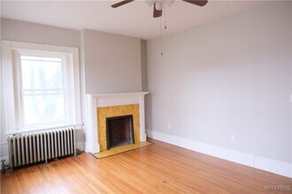 88 W Utica St in Buffalo, NY - Building Photo - Building Photo