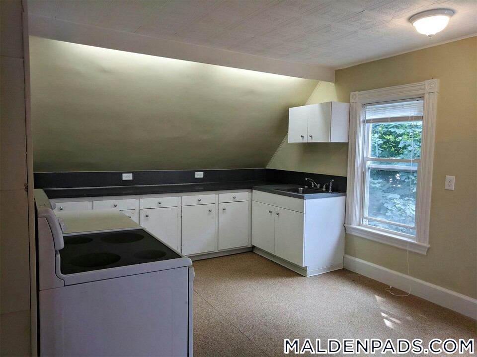 36 Grace St in Malden, MA - Building Photo