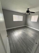 15700 NW 39th Pl in Opa Locka, FL - Building Photo - Building Photo
