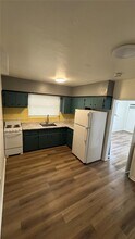 4 Nahkoda Dr in Miami Springs, FL - Building Photo - Building Photo
