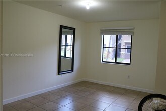 22501 SW 88th Pl in Cutler Bay, FL - Building Photo - Building Photo