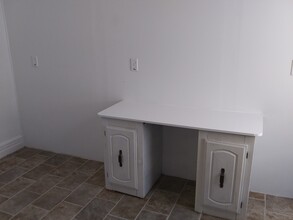 11 E State St, Unit 2 in Gloversville, NY - Building Photo - Building Photo