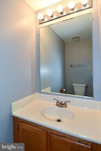 13866 Crosstie Dr in Germantown, MD - Building Photo - Building Photo