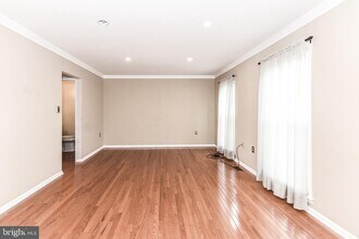 3801 Grand Jct Ct in Fairfax, VA - Building Photo - Building Photo