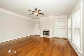 1338 Sweetwater Dr in Brentwood, TN - Foto de edificio - Building Photo