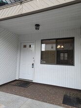266 Main Ave in Norwalk, CT - Building Photo - Building Photo