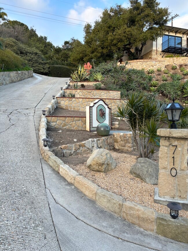 710 Alameda Padre Serra, Unit 710a