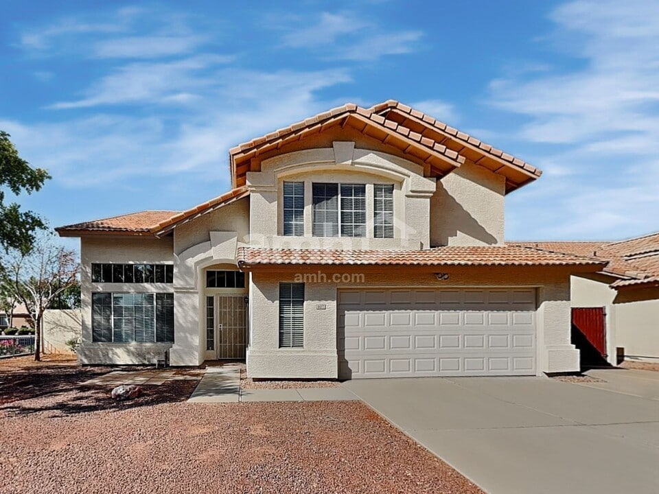 607 W Spur Ave in Gilbert, AZ - Building Photo