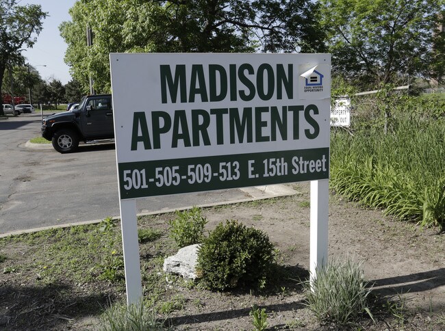 Madison Apartments in Minneapolis, MN - Foto de edificio - Building Photo