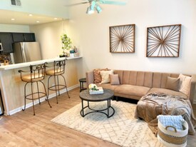 2109 Alpine Rd in Durham, NC - Building Photo