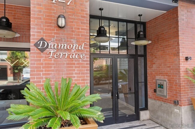 427 Ninth Ave in San Diego, CA - Building Photo - Building Photo