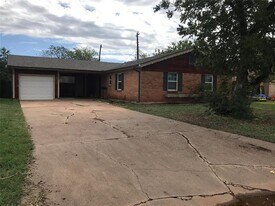 409 S San Jose Dr in Abilene, TX - Building Photo