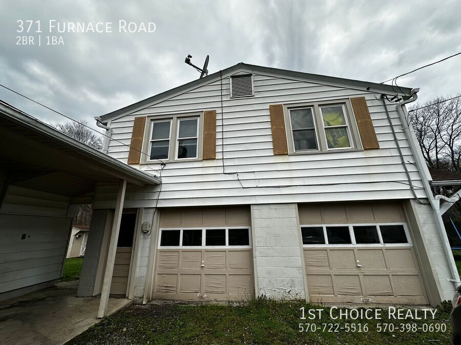 371 Furnace Rd in Mill Hall, PA - Building Photo