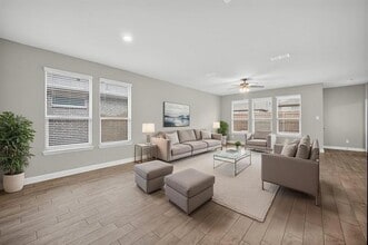 1117 Kirkham Wy in Justin, TX - Building Photo - Building Photo