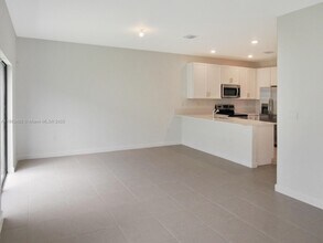13401 SW 287th St in Homestead, FL - Building Photo - Building Photo
