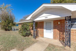 14881 Tye Brumley St in Choctaw, OK - Building Photo