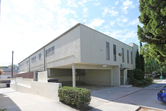 1204 12th St in Santa Monica, CA - Building Photo - Building Photo