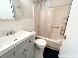 82 Hammond St, Unit 1 in Boston, MA - Building Photo