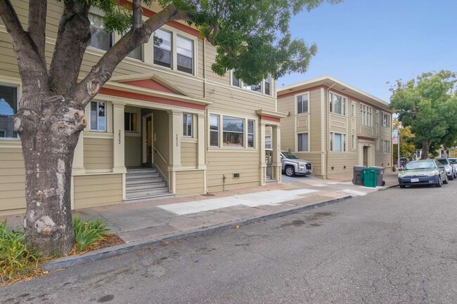 3810 Opal St in Oakland, CA - Building Photo - Building Photo