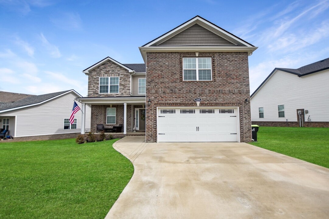 509 Burgess CT in Clarksville, TN - Building Photo