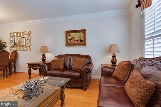 2149 Red Vine Dr in Vienna, VA - Building Photo - Building Photo