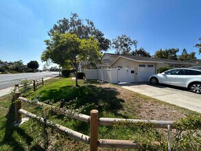 357 Winsome Pl in Encinitas, CA - Building Photo - Building Photo