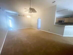 8239 Stockton Way in Tampa, FL - Building Photo - Building Photo