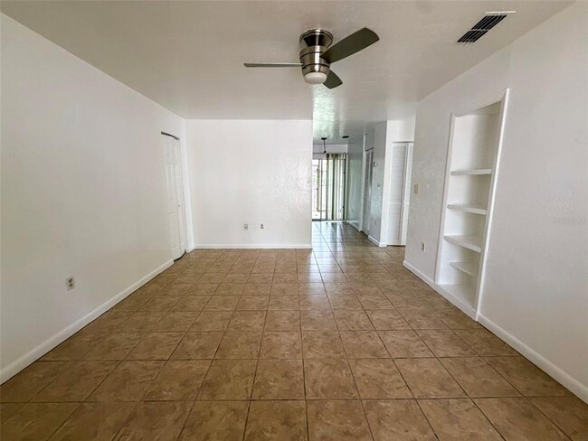 1048 SW 6th Dr in Gainesville, FL - Building Photo - Building Photo